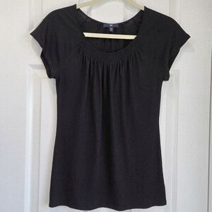 Gap Womens Black Ruched Neckline Flutter Short Sleeve Boho Blouse Size XS, GUC